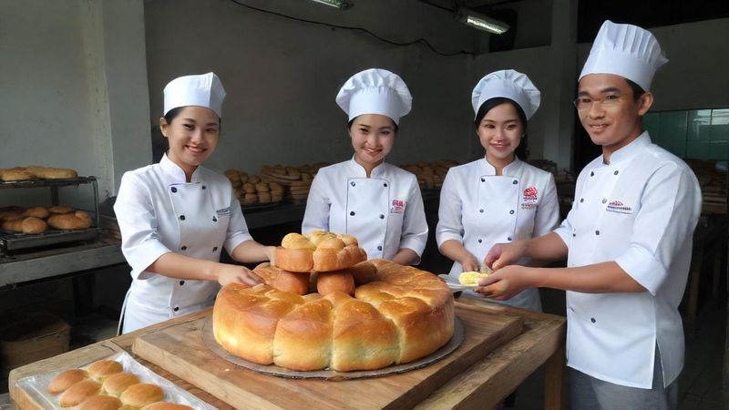 Banner AJ Bakery & Cake membuka lowongan Staff Store di Jakarta Raya. Daftar sebelum 5 Februari 2026.